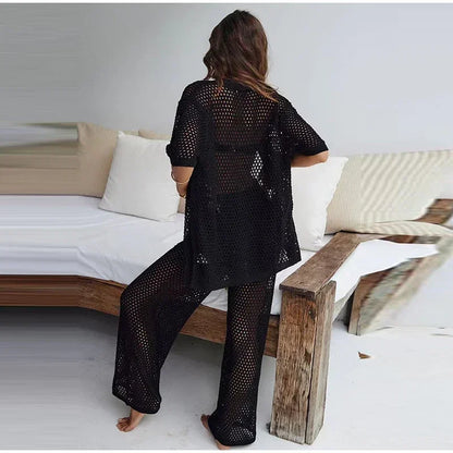 Ensembles pour femme : T-shirt et pantalon en maille ajourée.