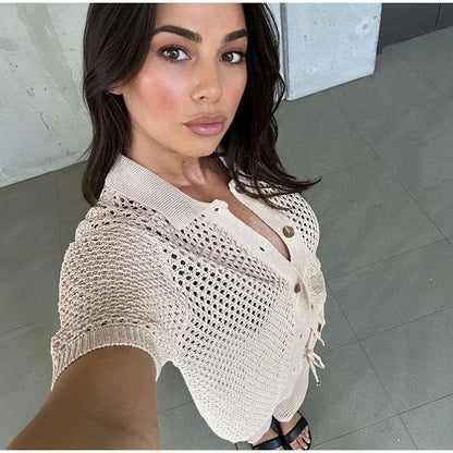 Ensembles pour femme : T-shirt et pantalon en maille ajourée.