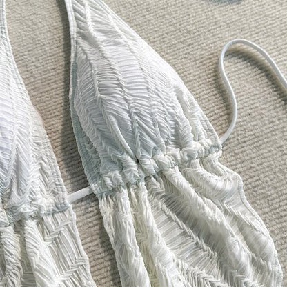 Maillot de bain tankini 3 pièces pour femme, ensemble comprenant un haut dos nu, un string et une jupe de bain à volants.