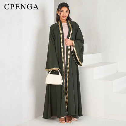 Abaya cardigan pudique pour femme.