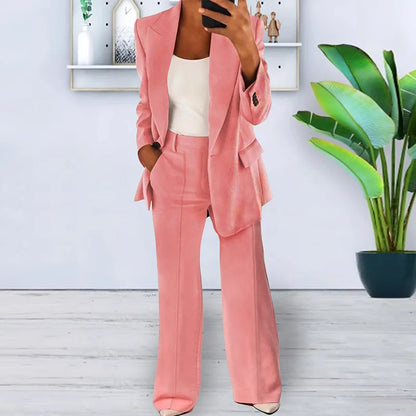 Ensemble deux pièces pour femme : veste blazer, pantalon de travail à jambes larges et taille haute élastique.