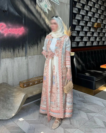 Abaya Miyake élégante à imprimé vintage, ouverte sur le devant, kimono long .