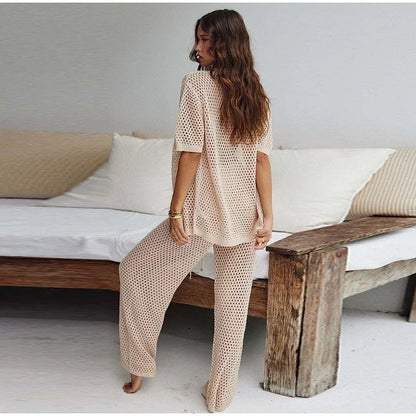 Ensembles pour femme : T-shirt et pantalon en maille ajourée.